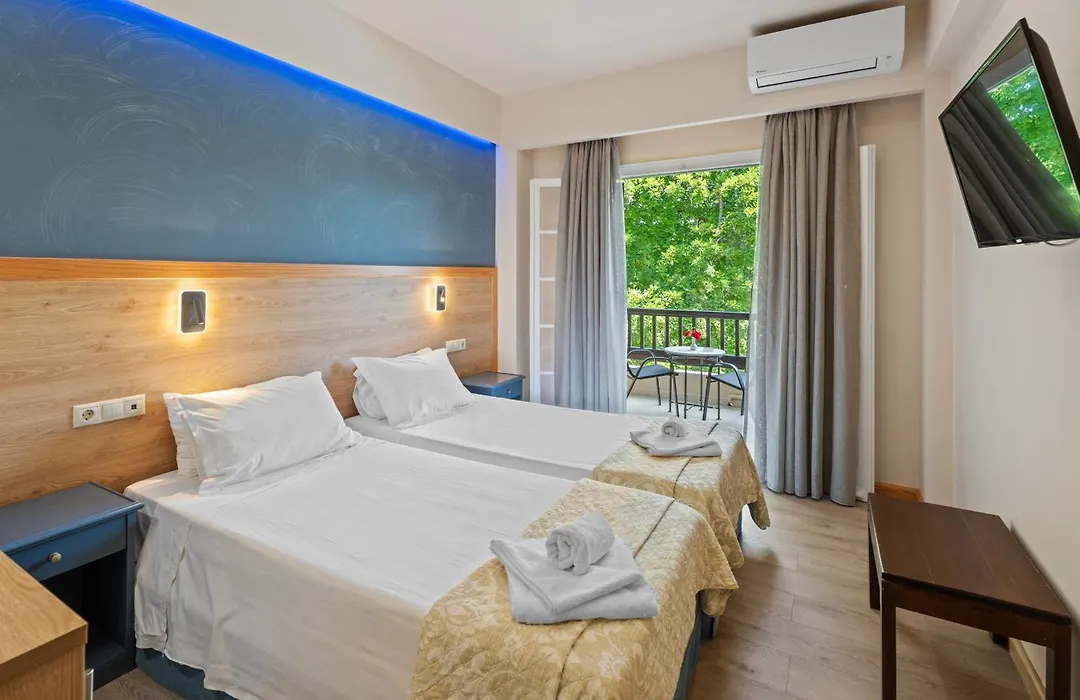 Fiori Hotel-1