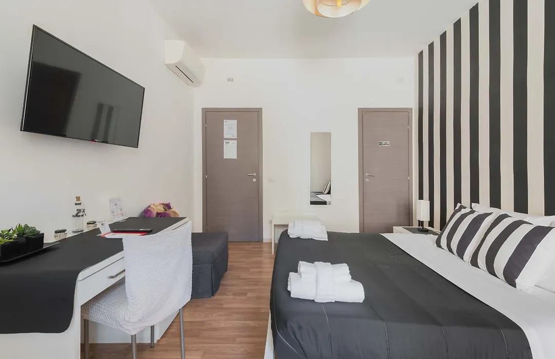 Rione Monti Suites-1