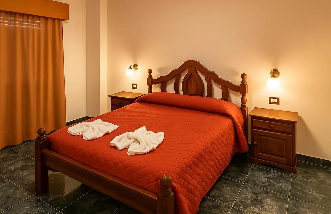 Victor Hotel-1