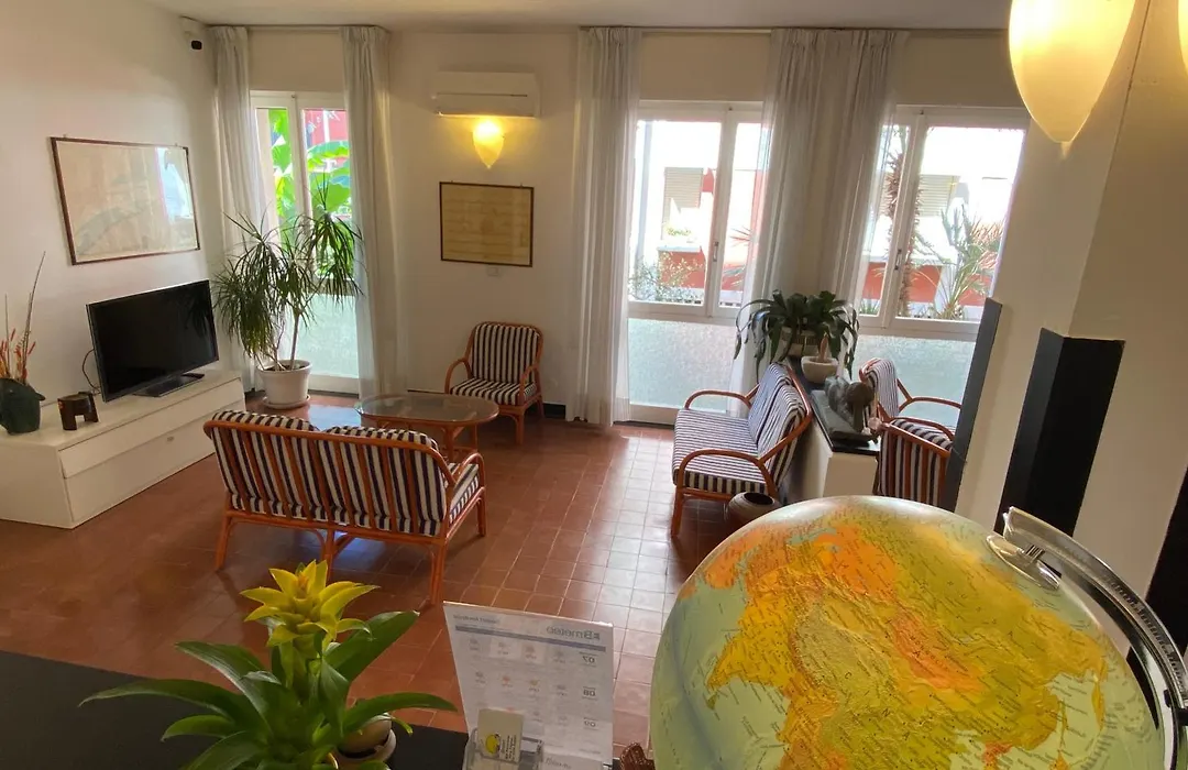 Hotel Miriam-1