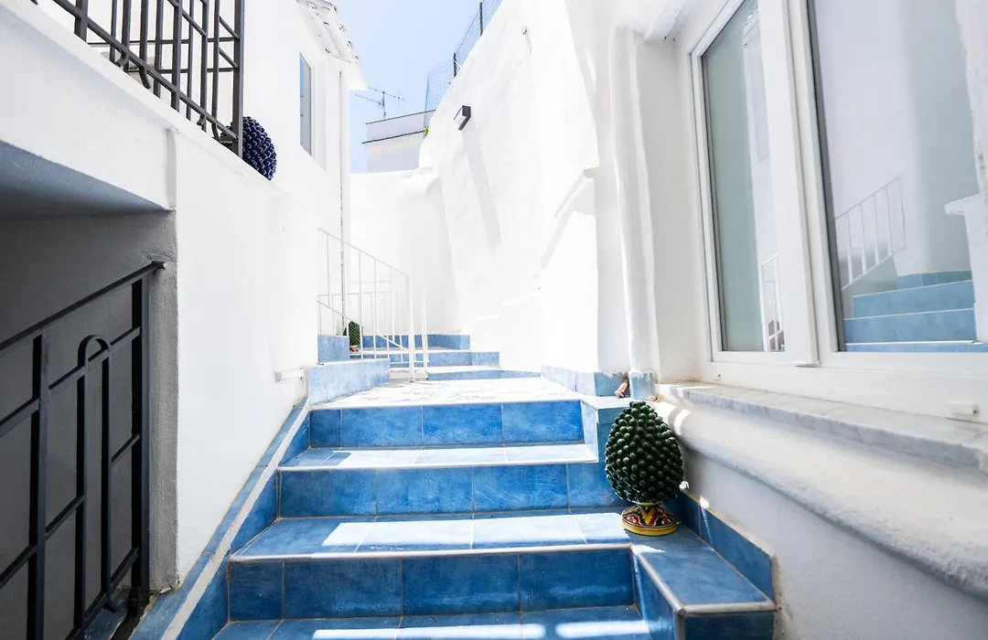 Fantasy House Suites-1