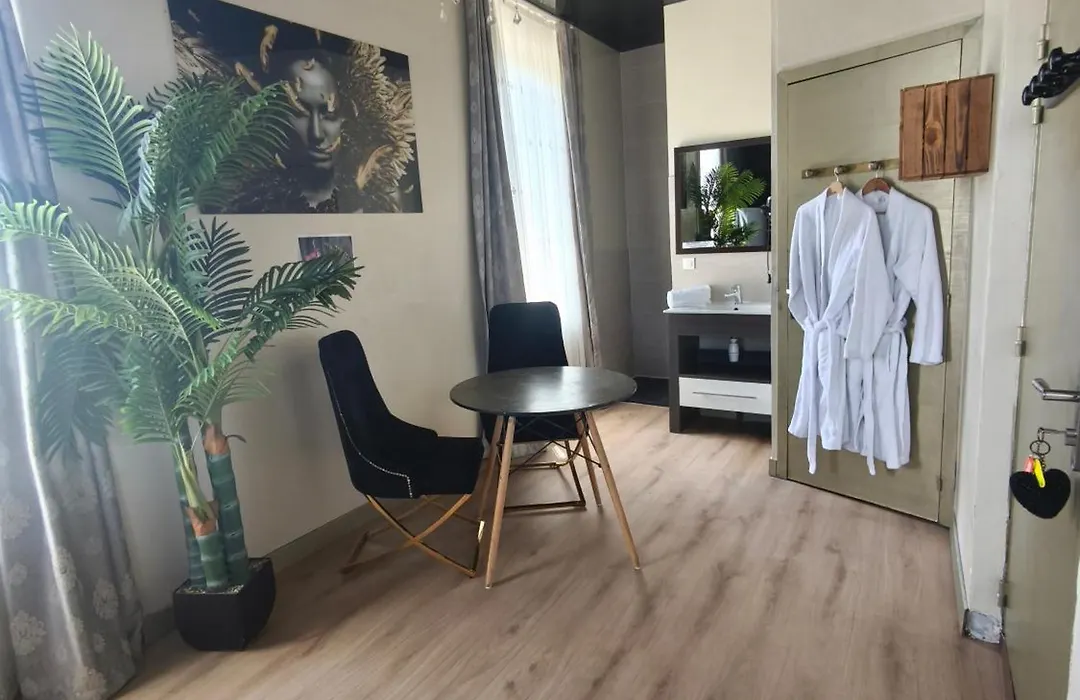 Suite Chic by Les Spa de Venus-1