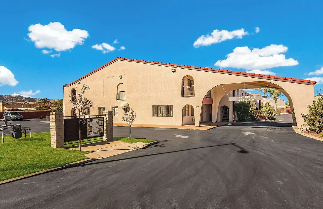 Quality Inn Near Fort Hunter Liggett-1