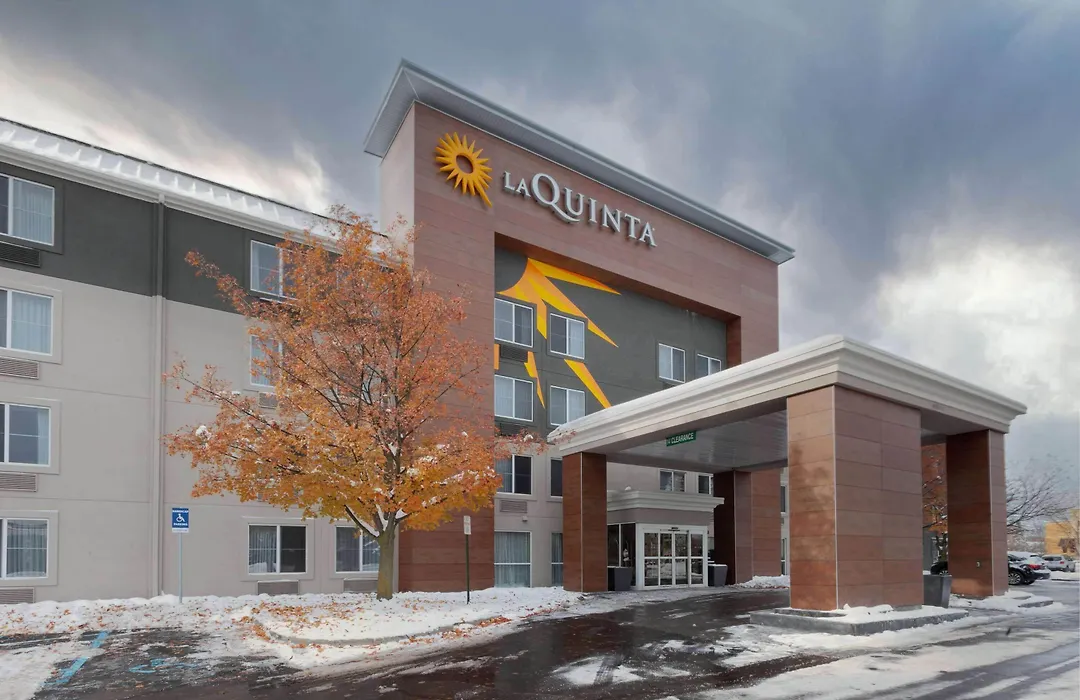 La Quinta By Wyndham Detroit Utica-1