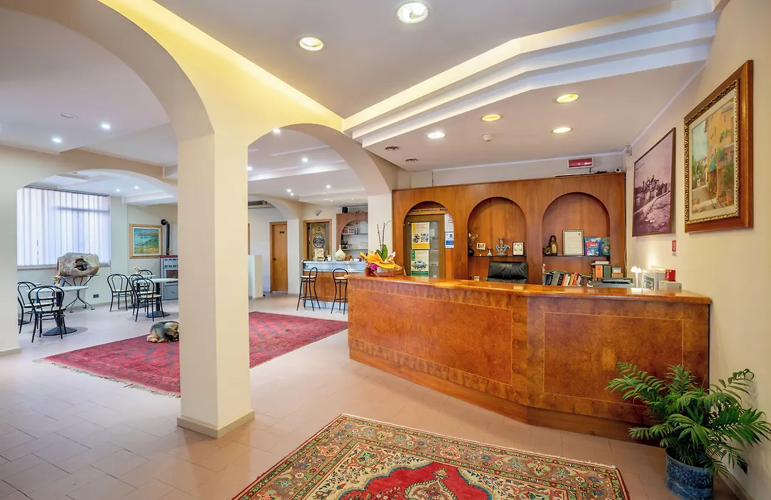 Hotel Trasimeno-1