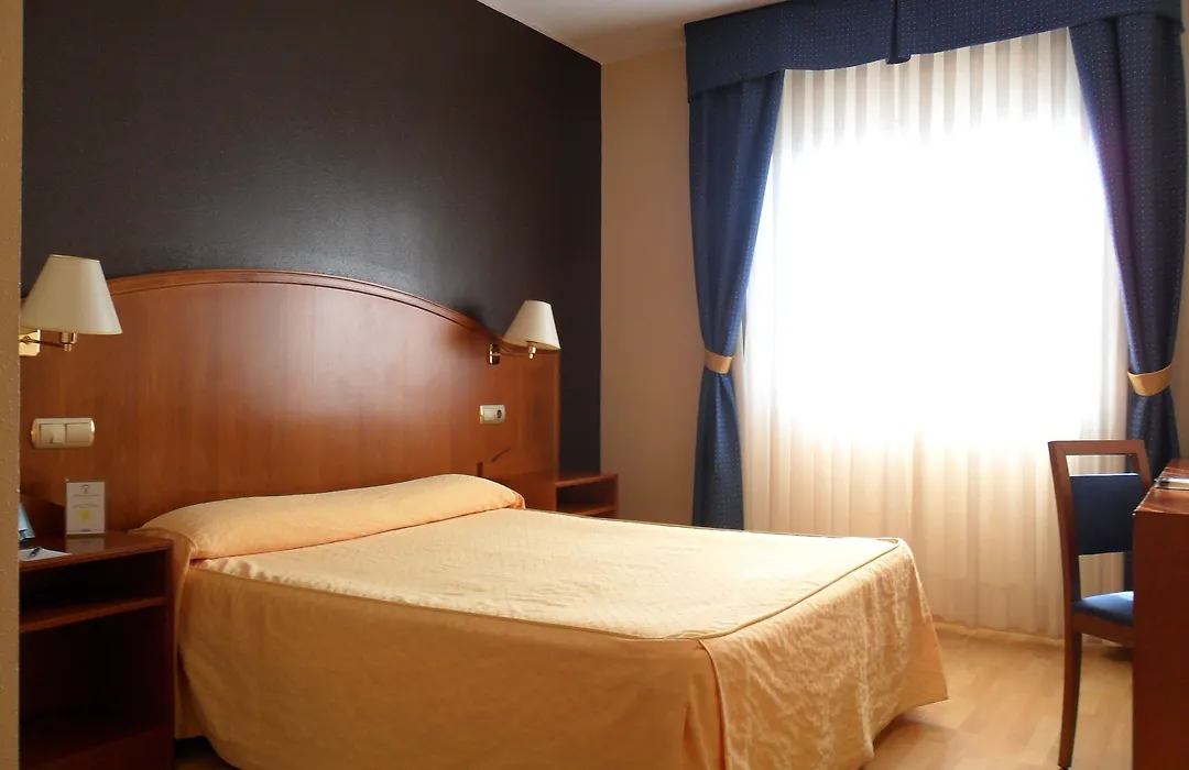 Ponferrada Plaza-1