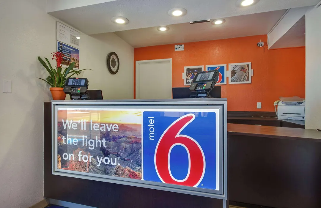Motel 6-Tempe, Az - Broadway - Asu-1