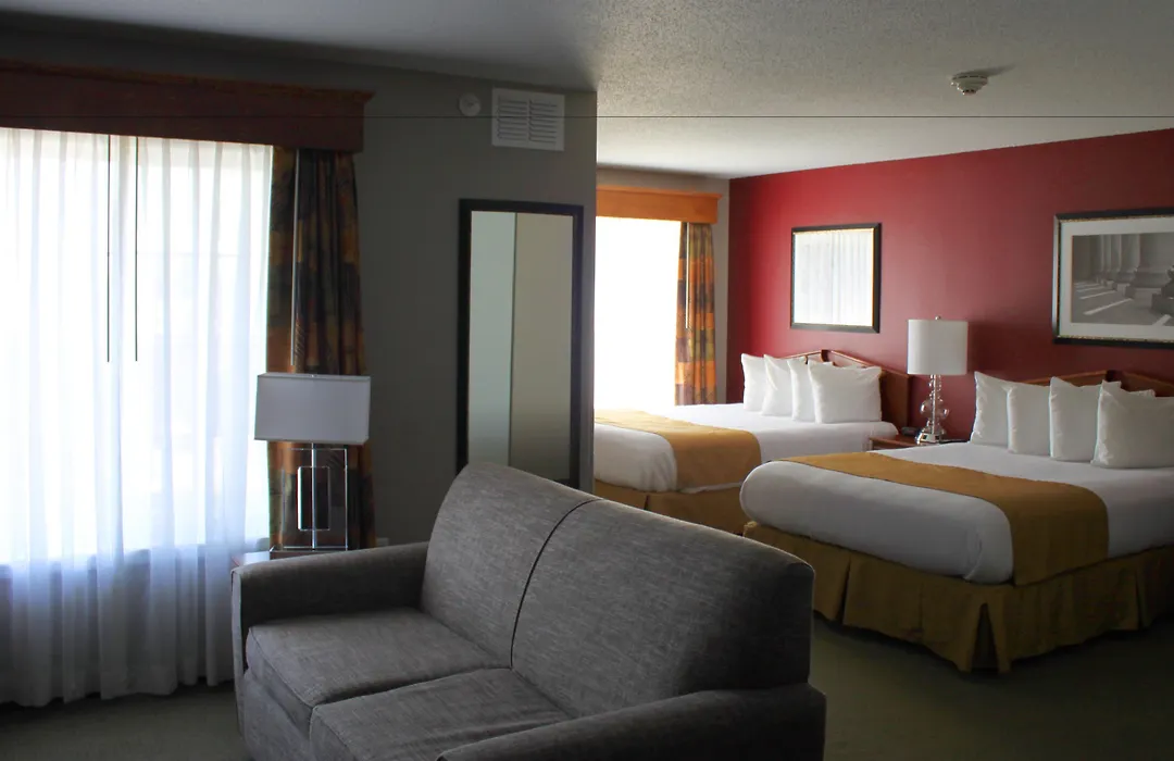 Grandstay Hotel & Suites Ames-1
