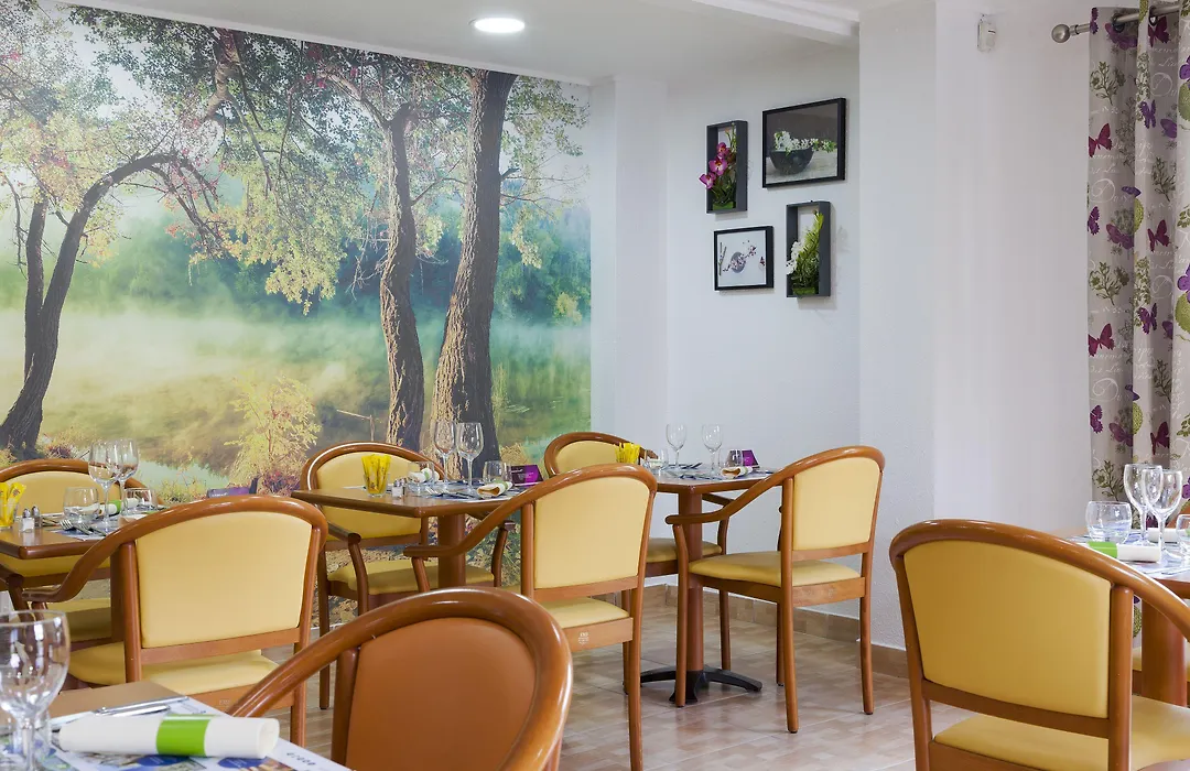Brit Hotel Arras-1