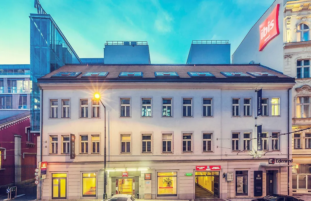 Ibis Praha Old Town-1