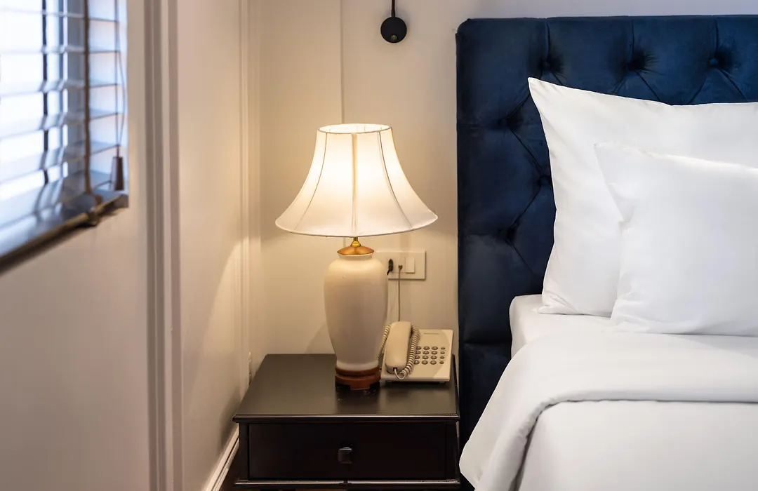 Flower Hotel-1