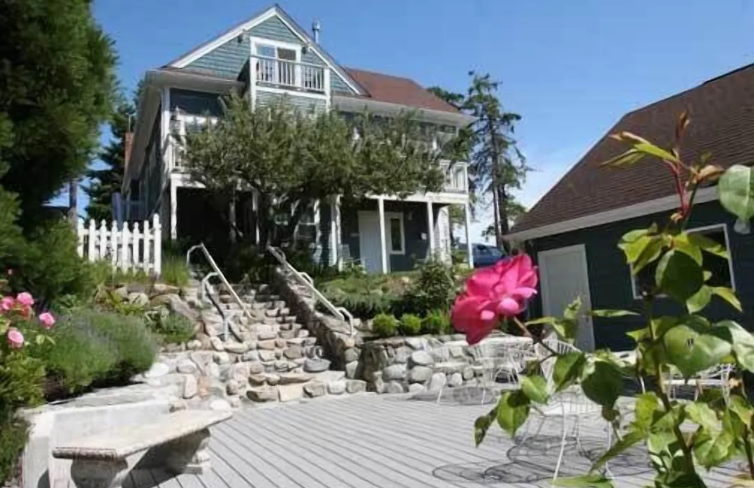 Tucker House Inn-1