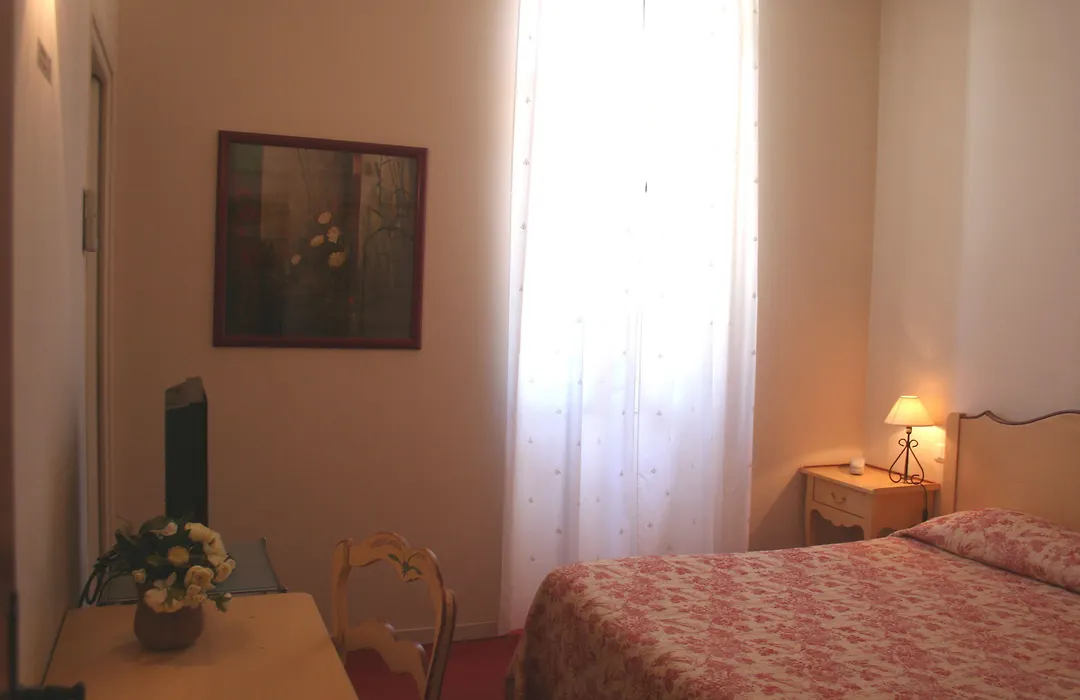 Hotel Les Cigales-1