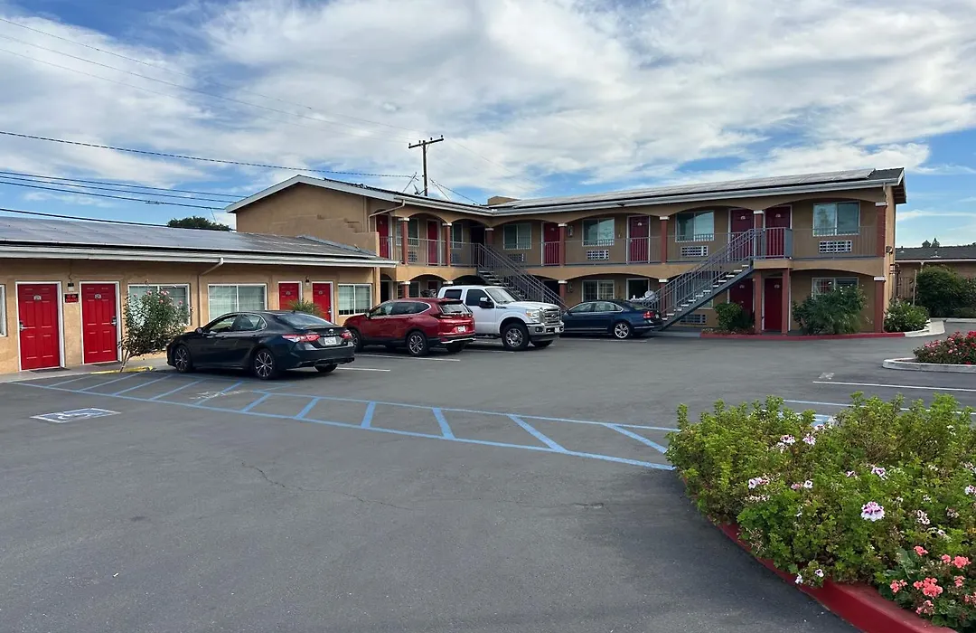 Desert Inn Motel-1