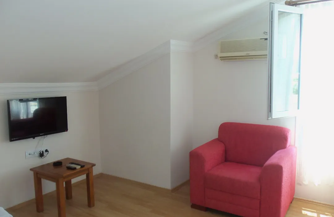 Cam Hotel-1