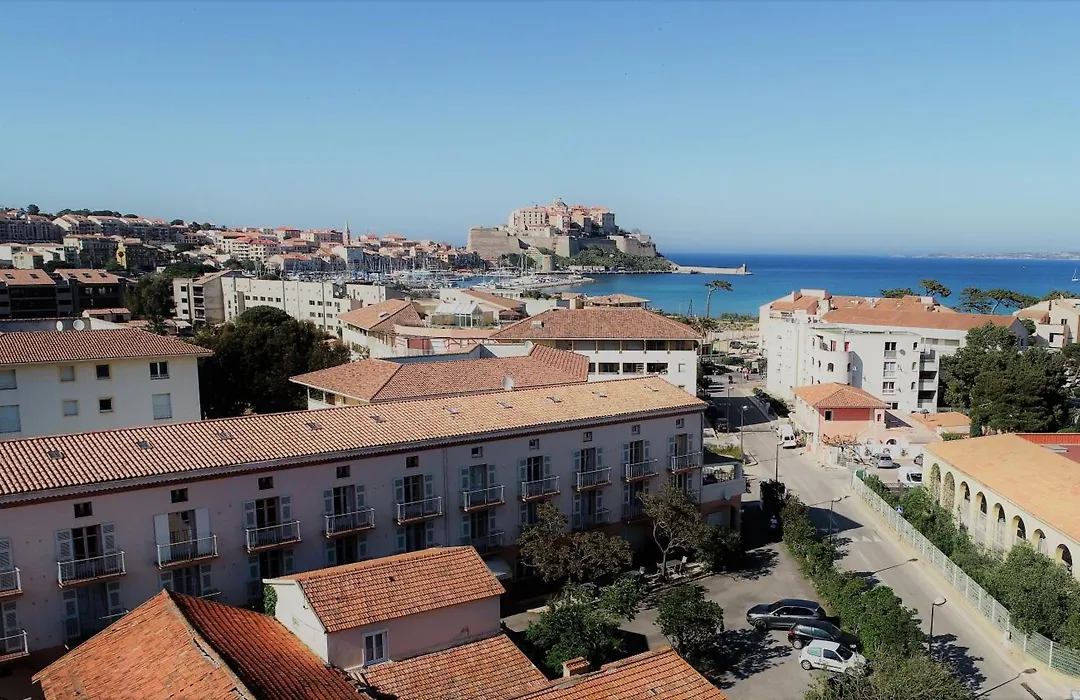 Hotel Les Arbousiers-1