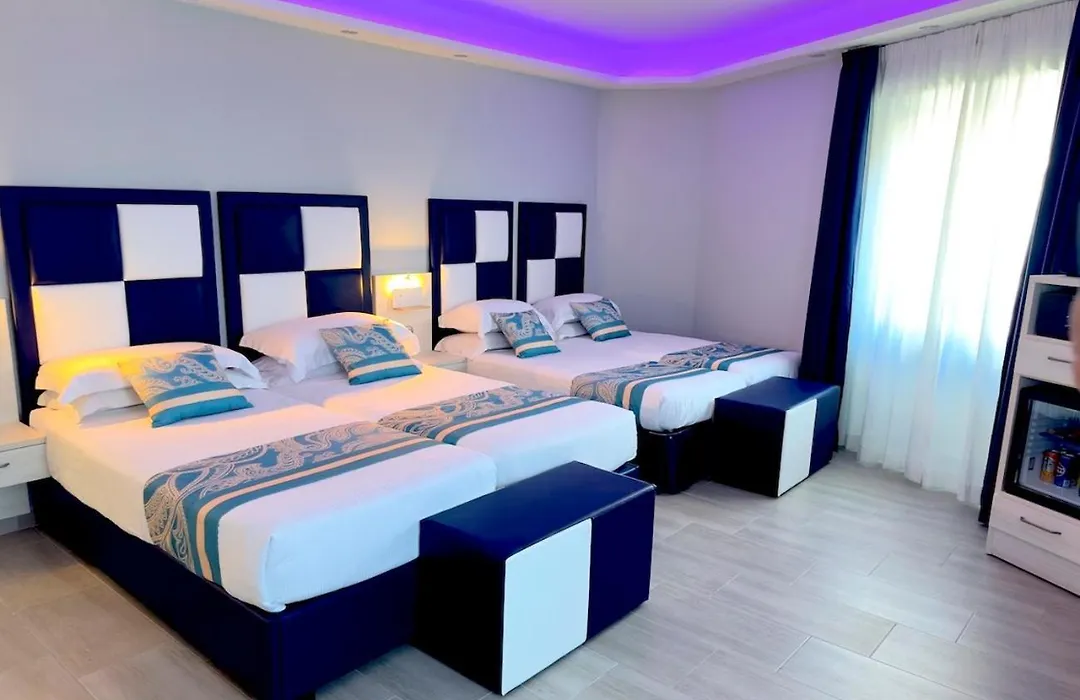 The One Boutique Hotel & Private Spa Roma (Adults Only)-1