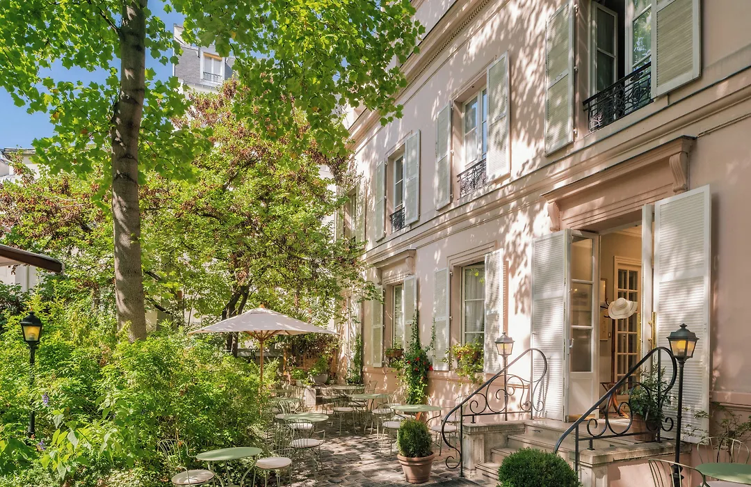 Hotel Des Grandes Ecoles-1