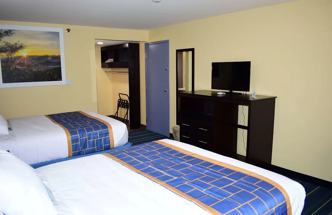 Days Inn By Wyndham Augusta-1