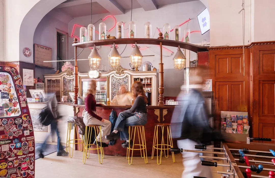 Three Little Pigs Hostel - Your Berlin Castle-1