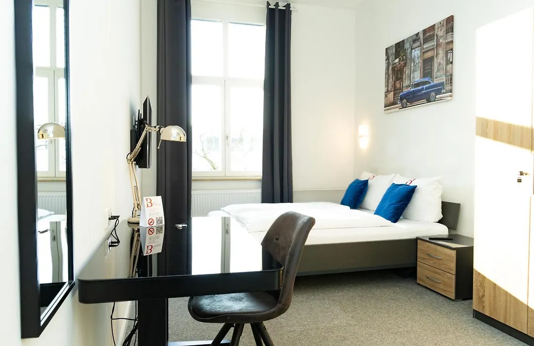 Best Boarding House - Self Check-in - Kostenfreie Parkplätze-1