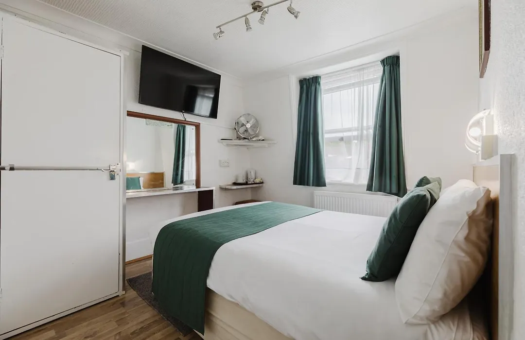 Falcon Hotel-1