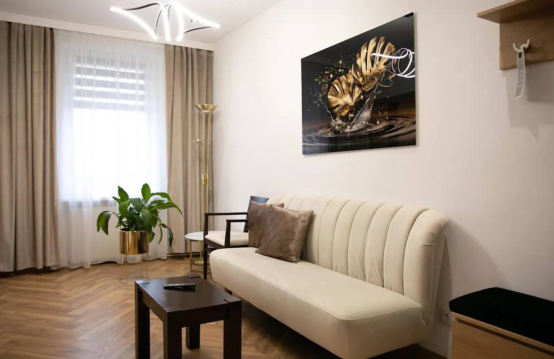 Hotel Piast-1