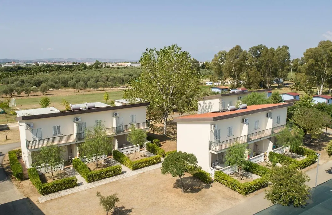 Village Due Elle-1