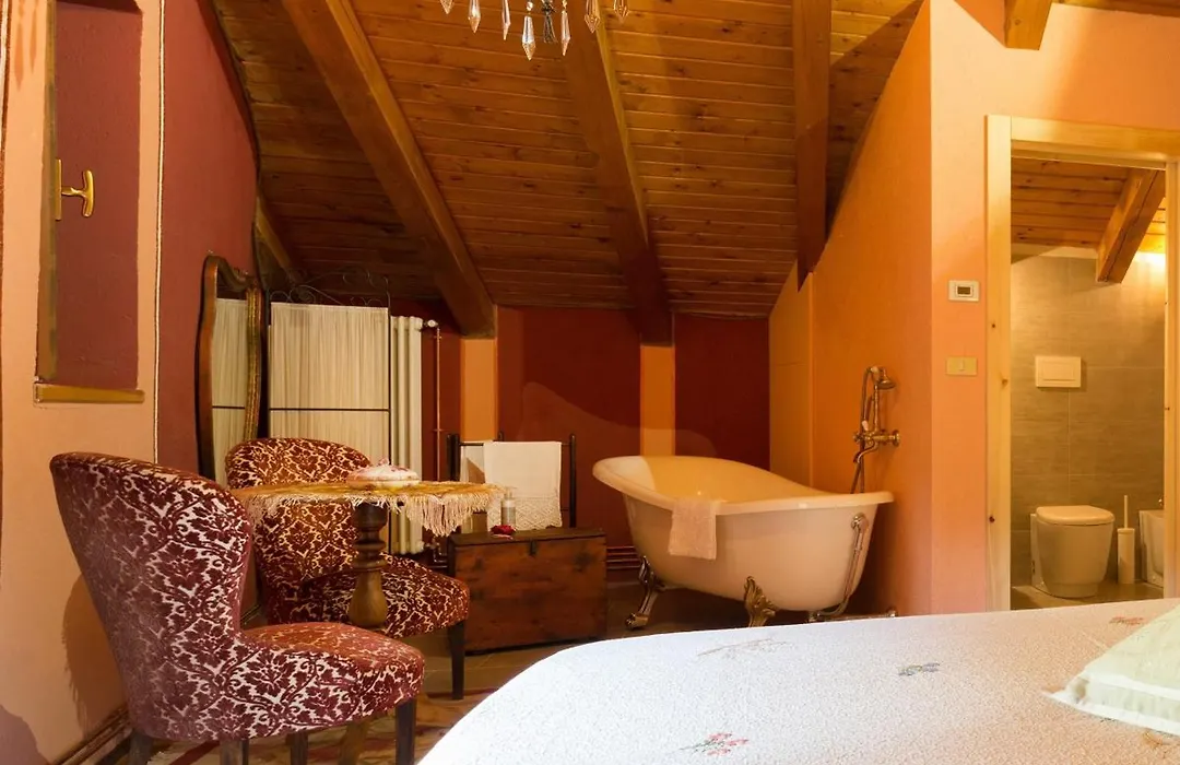 B&B Chambres D'Hôtes Quart De Lune-1