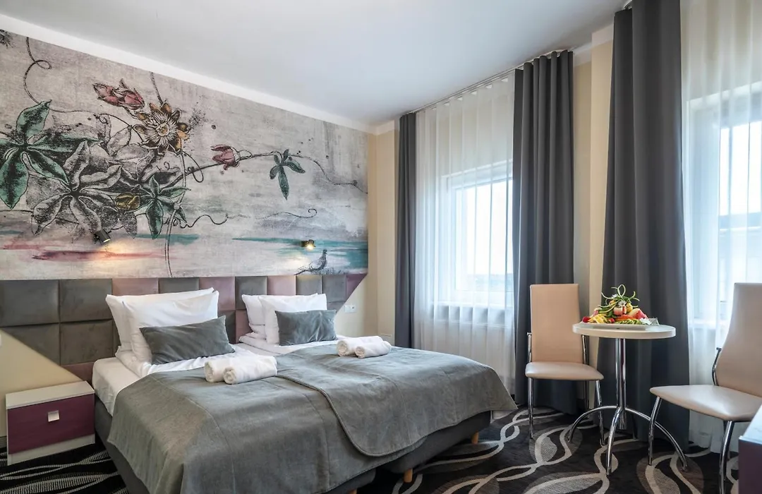 Max Health Resort Spa-1