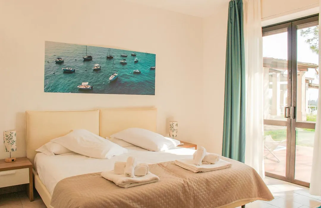 Moniga Resort-1
