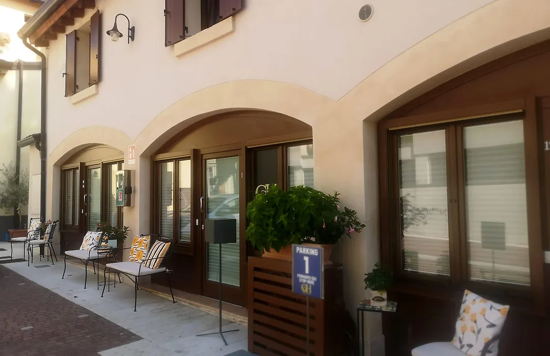 Giardino Giusti House & Court-1