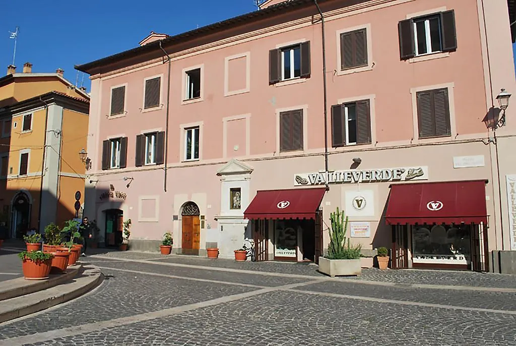 B&B Piazza Fratti-1