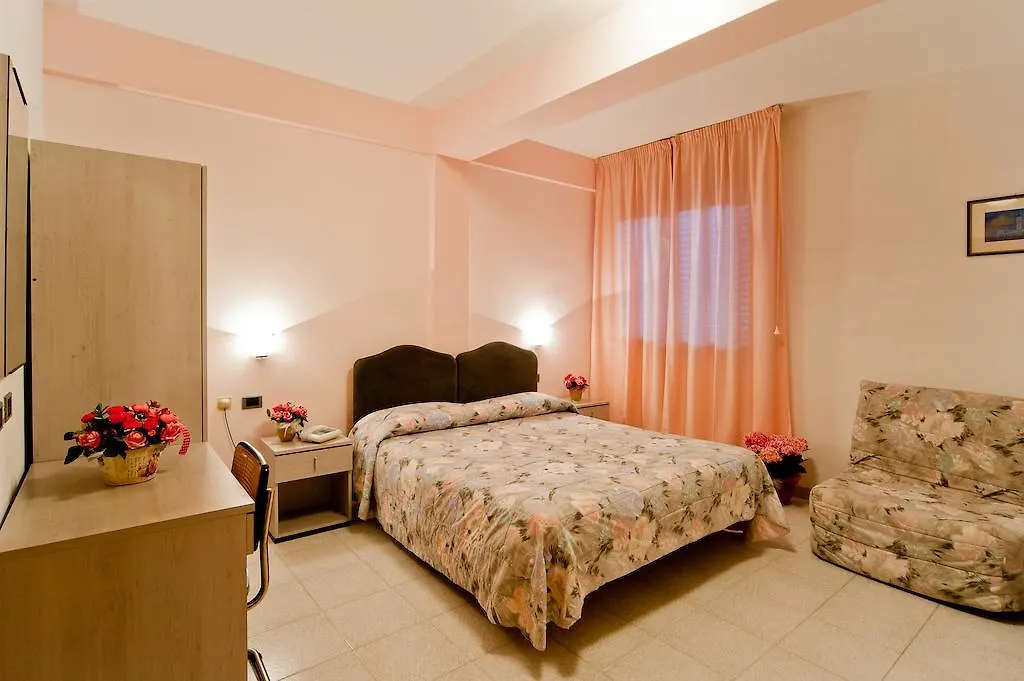 Hotel Il Quadrifoglio-1