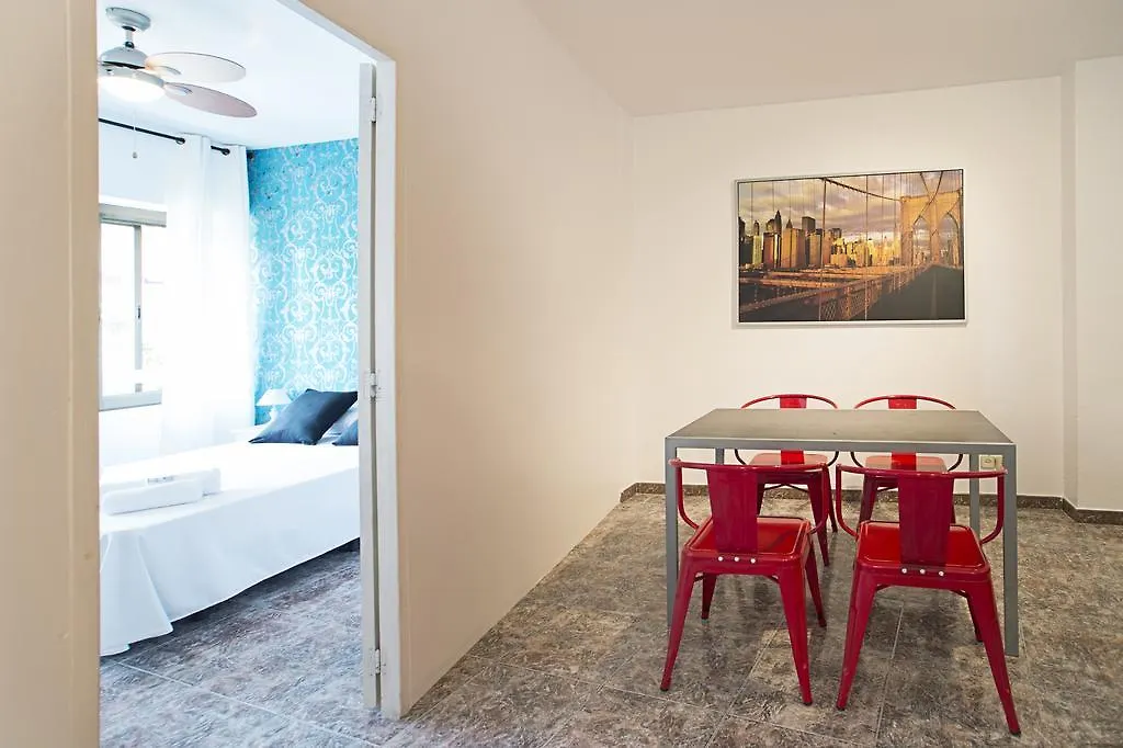Fira Guest House-1