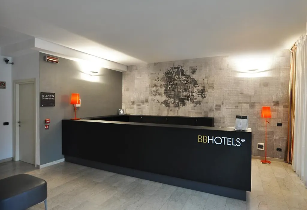 Bb Hotels Aparthotel Bicocca-1