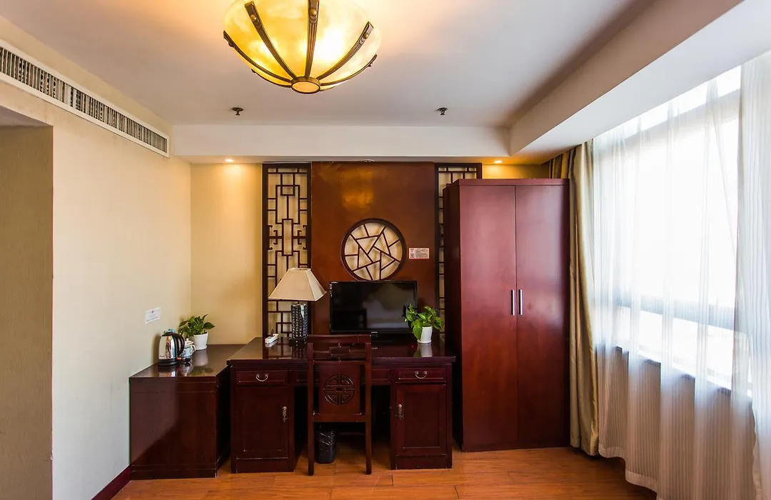 Royal Court Hotel Shanghai-1