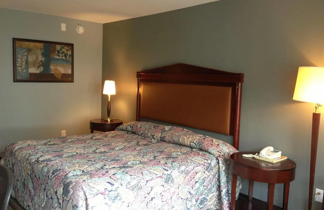 Safari Inn - Murfreesboro-1