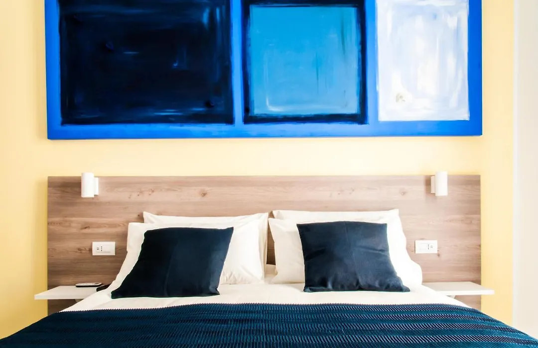 Demi Rooms-1