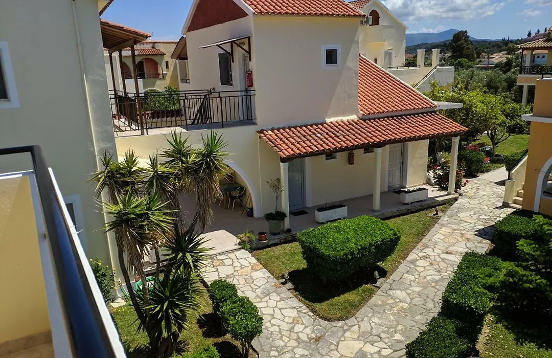 Tondoris Apartments-1