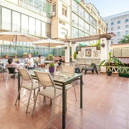 Fabrizzios Terrace Hostel-2