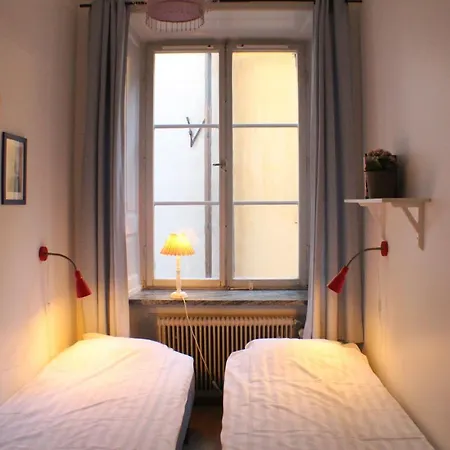 Castanea Old Town Hostel-3