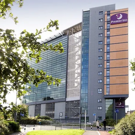 Premier Inn Sheffield City Centre-2