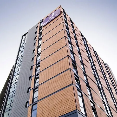 Premier Inn Sheffield City Centre-3