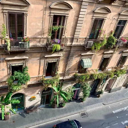 Grand Tour Design Guest House Catania Self Check-In-3