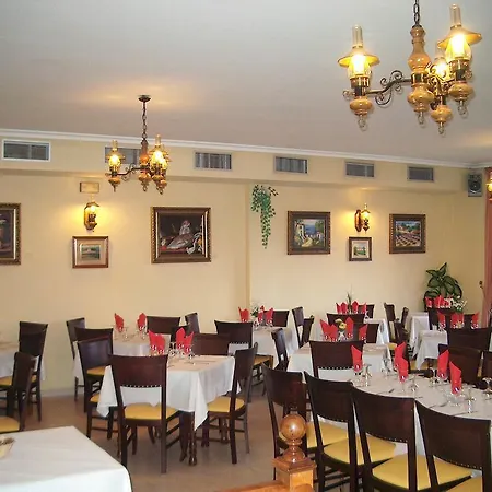 Hostal Cerezo-3