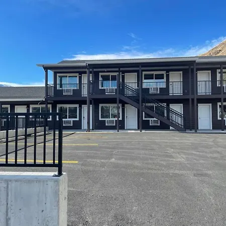 The Roosevelt Hotel - Yellowstone-3