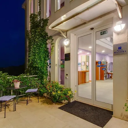 Hotel Manora-2