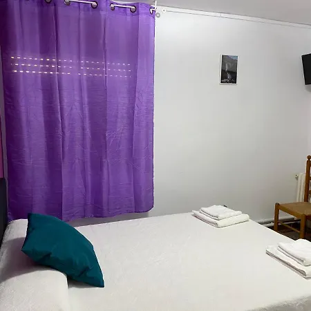 Hostal Grimaldos-3
