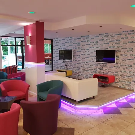 Tintyava Park Hotel (Adults Only)-3